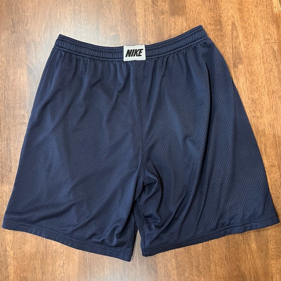 Nike Vintage 90’s Basketball Shorts. Mesh. Two layers. Size L. - Picture 3 of 8